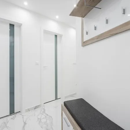 Kiraly 44 Luxury Apartment With Free Parking Boedapest Buitenkant foto