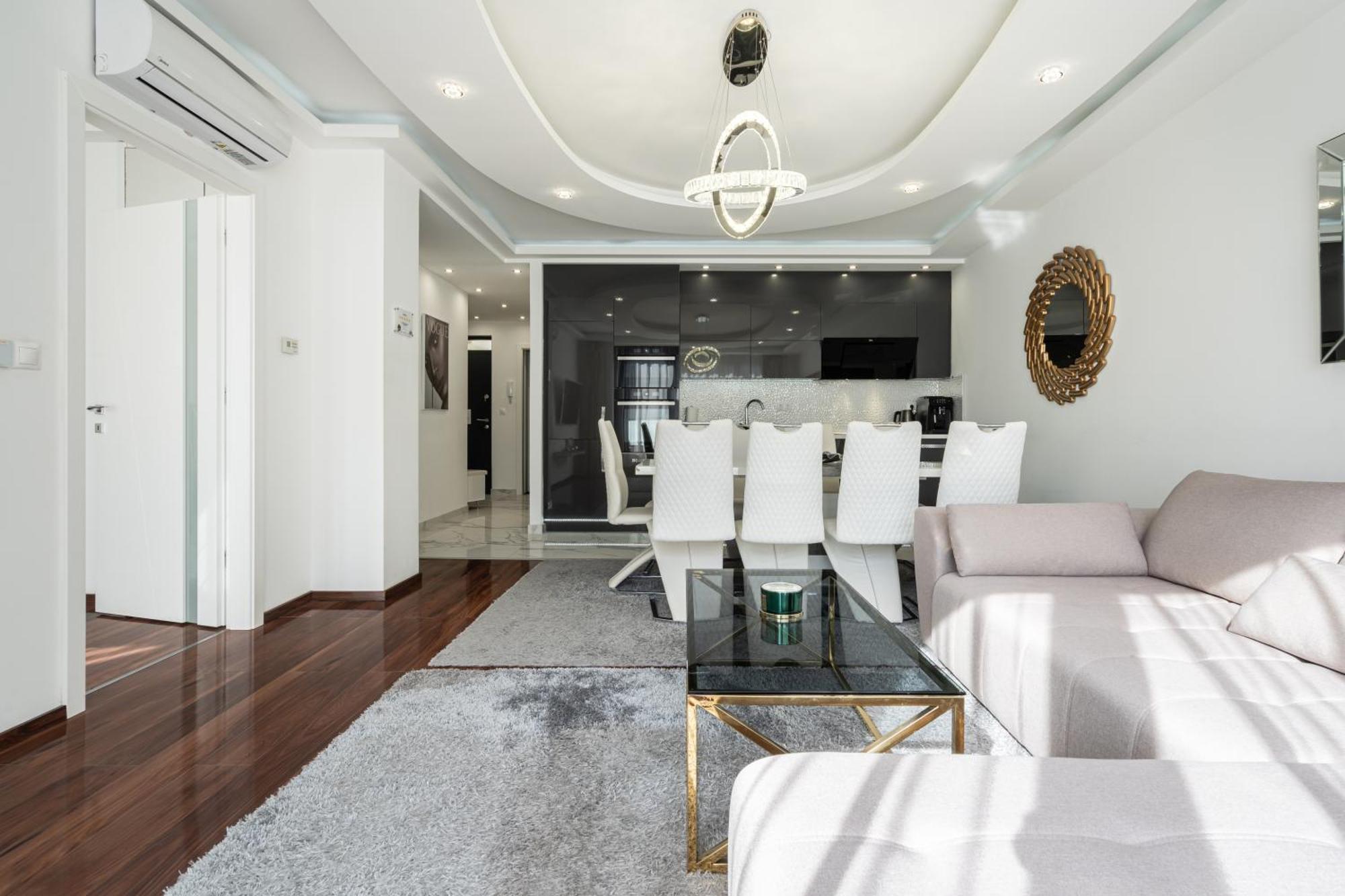 Kiraly 44 Luxury With Free Parking Apartmán *