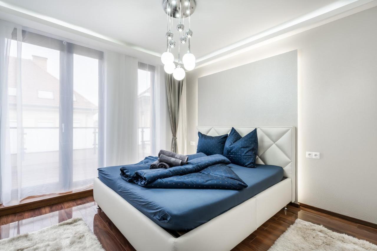 Kiraly 44 Luxury With Free Parking Apartament