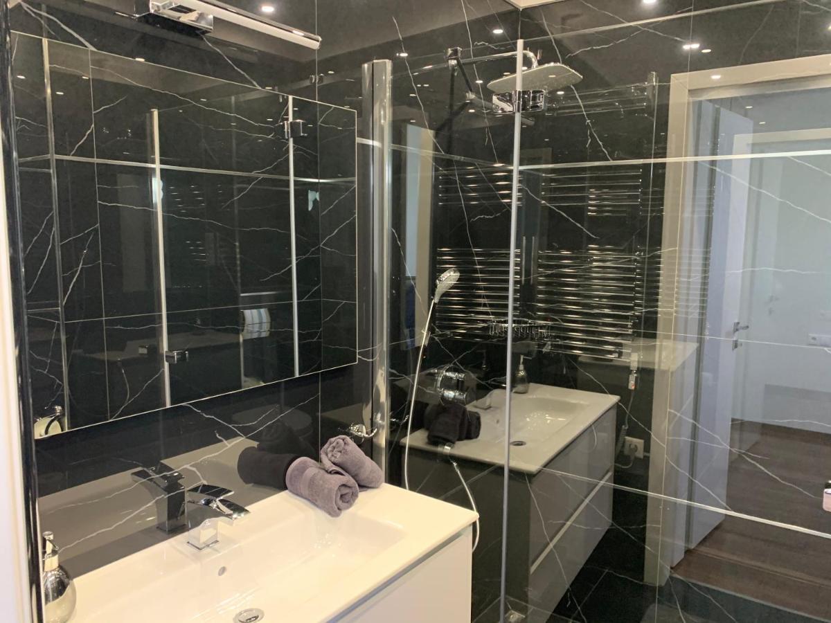 Kiraly 44 Luxury With Free Parking Apartament